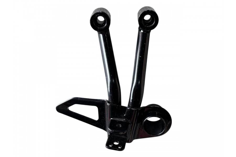 TVS RAİDER 125 ARKA BASAMAK BRAKETİ SAĞ N6122050 ORJ TVS RAİDER 125 ARKA BASAMAK BRAKETİ SAĞ N6122050 ORJ