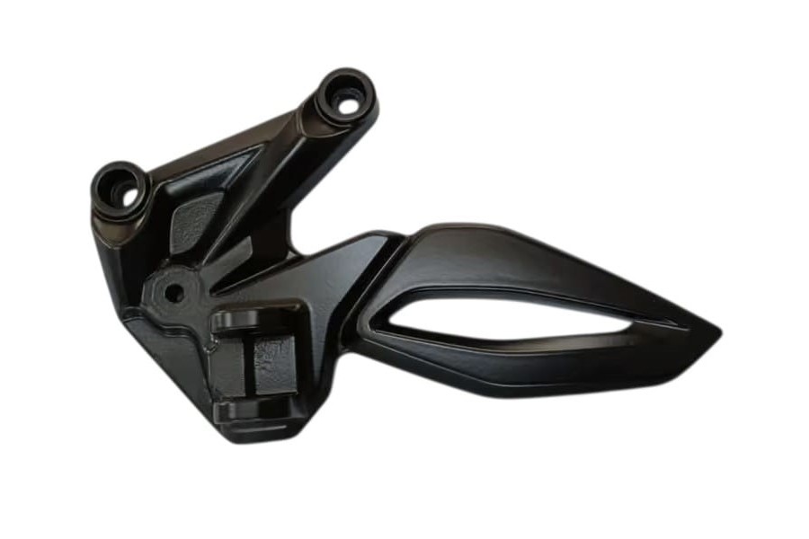 BAJAJ PULSAR RS200 ÖN BASAMAK BRAKETİ SOL SİYAH 56DT3X4X ORJ BAJAJ PULSAR RS200 ÖN BASAMAK BRAKETİ SOL SİYAH 56DT3X4X ORJ