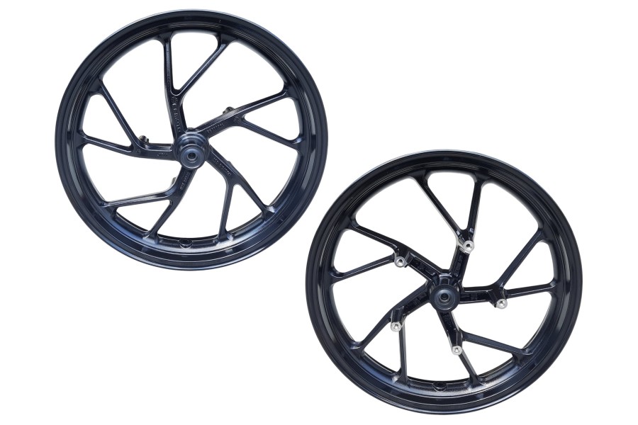 CF SR250 ÖN JANT 3.00-17 PARLAK SİYAH ORJ CF SR250 ÖN JANT 3.00-17 PARLAK SİYAH ORJ