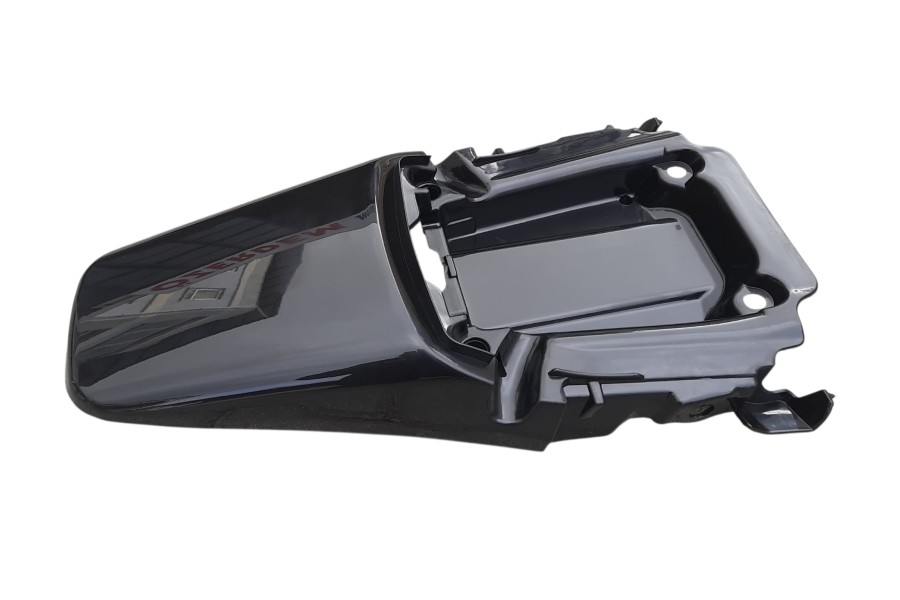 150-200 X-TREME ARKA &Uuml;ST KAPAK SİYAH OEM