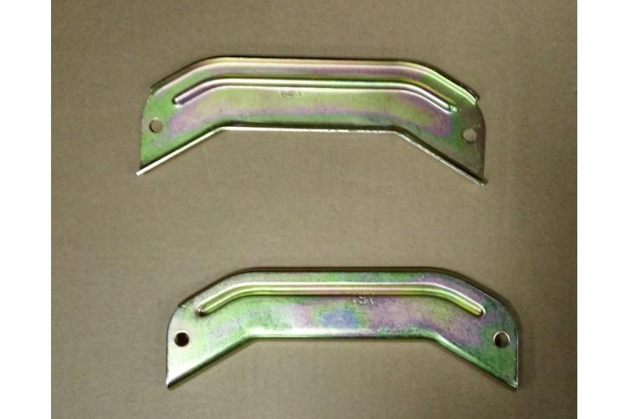 SYM FİDLE 4 125 E5 BASAMAK DOSEME PANELPLAKA SAC BRAKETI SAG SYM FİDLE 4 125 E5 BASAMAK DOSEME PANELPLAKA SAC BRAKETI SAG