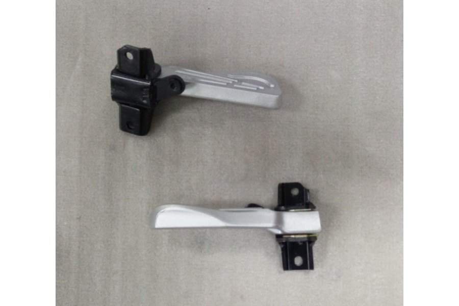 SYM FİDLE 4 125 E5 BASAMAK DEMIRI BAGLANTI DAHIL SAG SYM FİDLE 4 125 E5 BASAMAK DEMIRI BAGLANTI DAHIL SAG