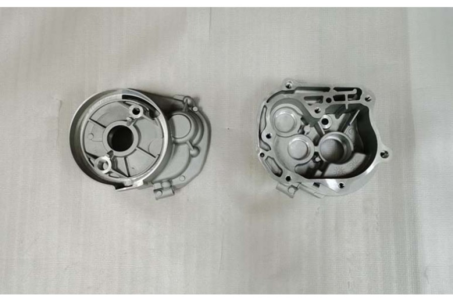 SYM MİO 50 EFİ KUTUSU KAPAK SAG KAPAGI