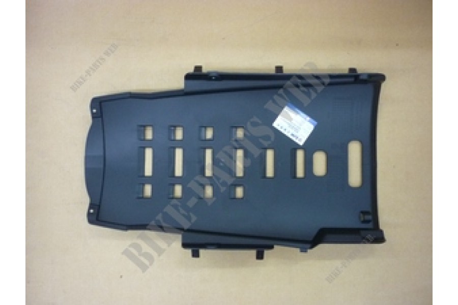 SYM MAX 600 YOLCU TUTAMAK KIRMIZI XE ARKA SOL SYM MAX 600 YOLCU TUTAMAK KIRMIZI XE ARKA SOL
