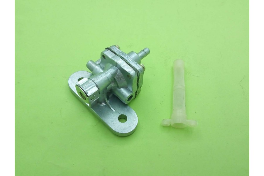 SYM MAX 600 CAMURLUK ARKA TEKER USTU SYM MAX 600 CAMURLUK ARKA TEKER USTU