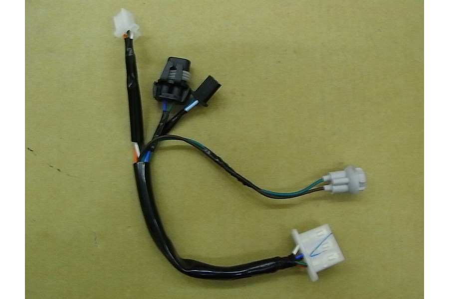 SYM HD 2 200 EFİ RADYATOR YEDEK SU DEPOSU SYM HD 2 200 EFİ RADYATOR YEDEK SU DEPOSU
