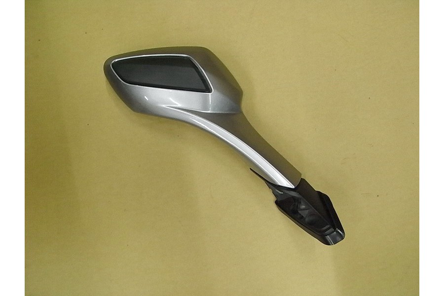 SYM GTS 250 EVO AYNA SAG F&Uuml;ME