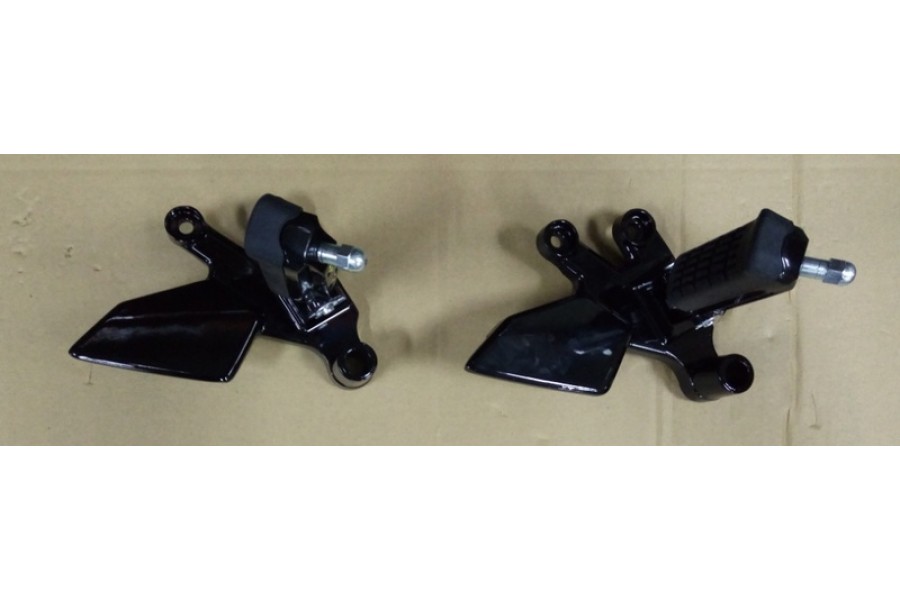 SYM NH X 125 ABS BASAMAK DEMIRI SAG SYM NH X 125 ABS BASAMAK DEMIRI SAG