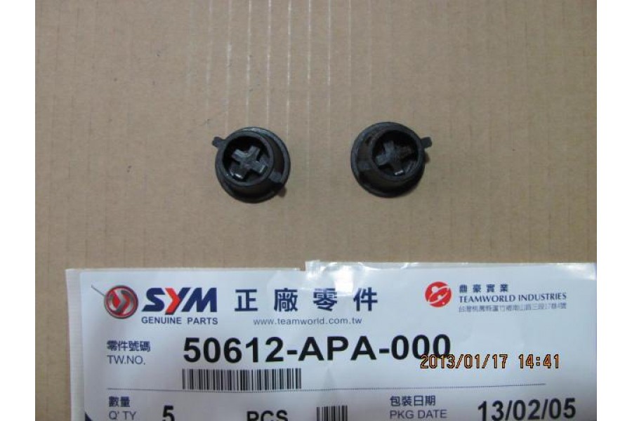 SYM FİDLE 4 125 E5 ALT PANEL TAPASI SYM FİDLE 4 125 E5 ALT PANEL TAPASI