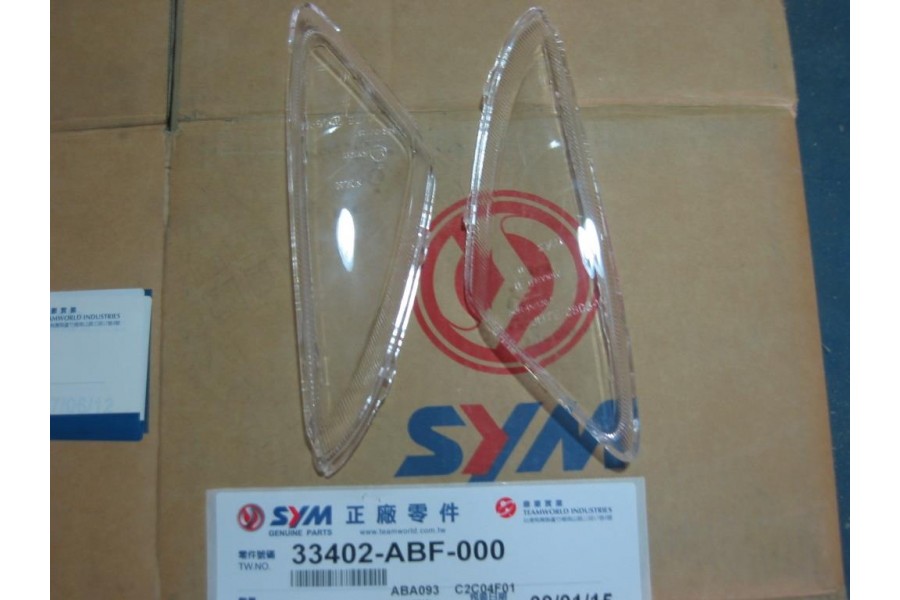 SYM X PRO 125 İE4 AYDINLATMA SINYAL CAMI ON SAG SYM X PRO 125 İE4 AYDINLATMA SINYAL CAMI ON SAG