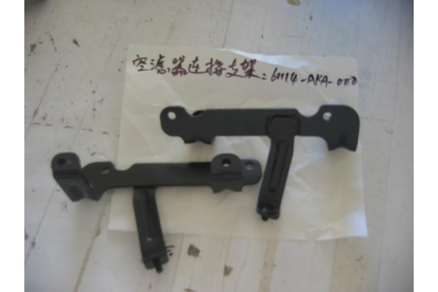 SYM X PRO 125 İE4 BRAKETI ON SYM X PRO 125 İE4 BRAKETI ON