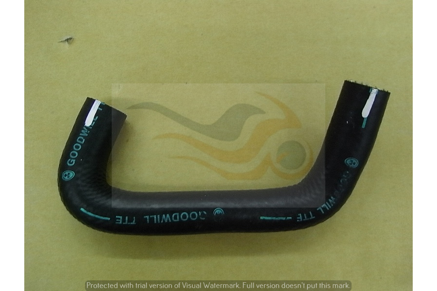 SYM JOYRİDE 200 E2 RADYATOR HORTUMU SYM JOYRİDE 200 E2 RADYATOR HORTUMU
