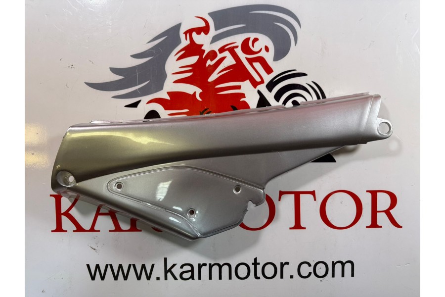 CUB 110 FT SELE ALT &Ouml;N KAPAK SAĞ GRİ