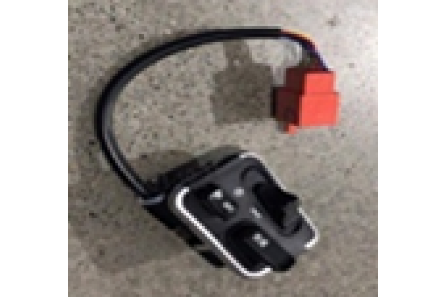 CSN TORNADO 1500W SAĞ KUMANDA PANELİ