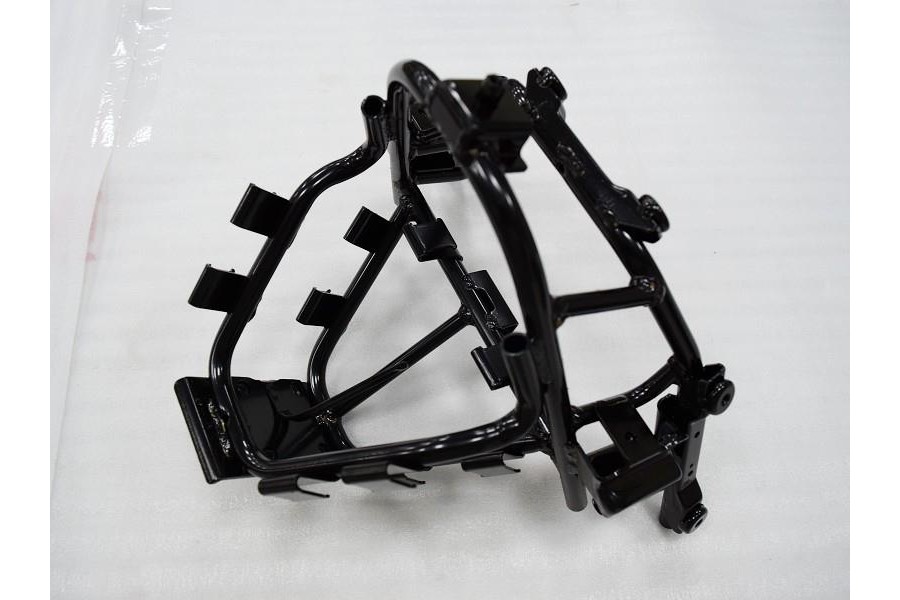 SYM JOYMAX 250 ABS E4 ON PANEL BAGLANTI BRAKETI SYM JOYMAX 250 ABS E4 ON PANEL BAGLANTI BRAKETI